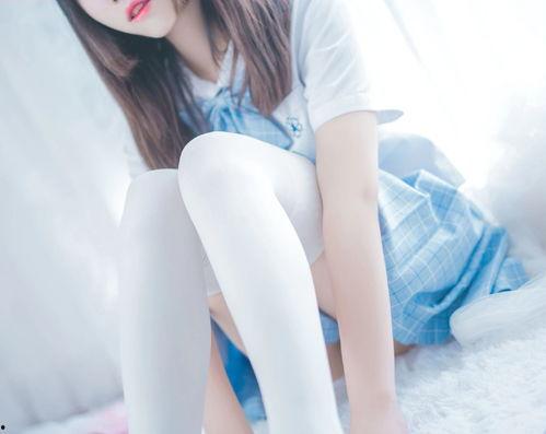 国产在线白丝jk视频,在线视频中的青春时尚演绎